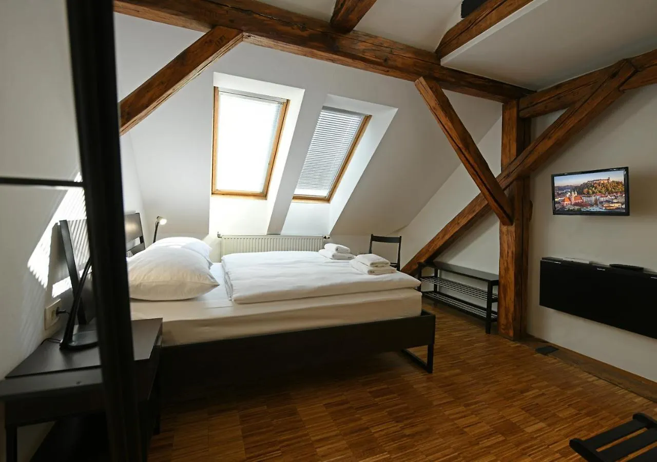 Atik Rooms Ljubljana 0*,