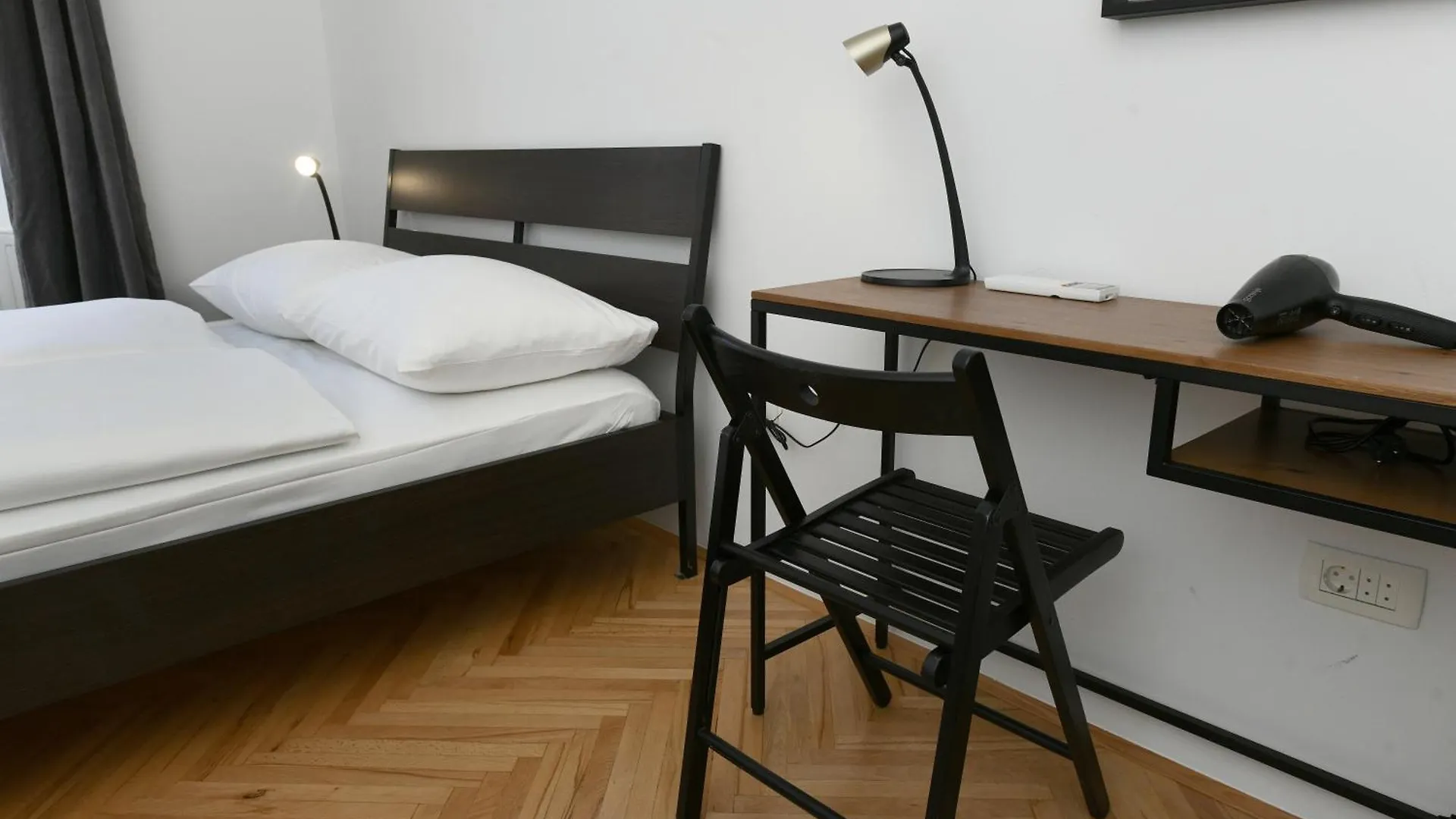 Atik Rooms Ljubljana Hotel