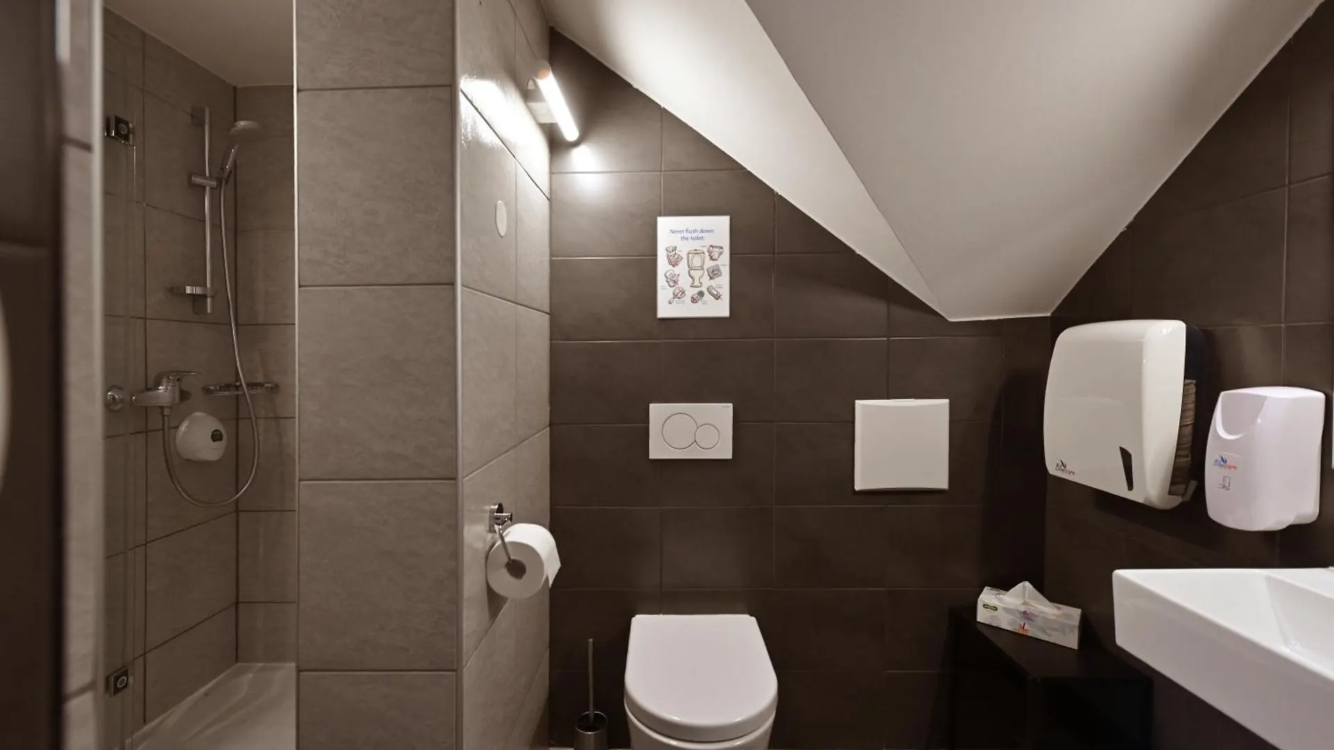 Atik Rooms Ljubljana Hotel