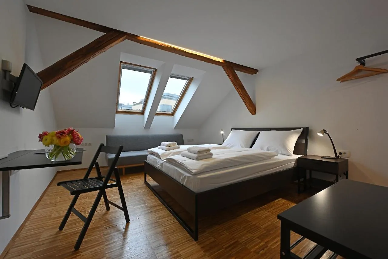Atik Rooms Ljubljana Hotel